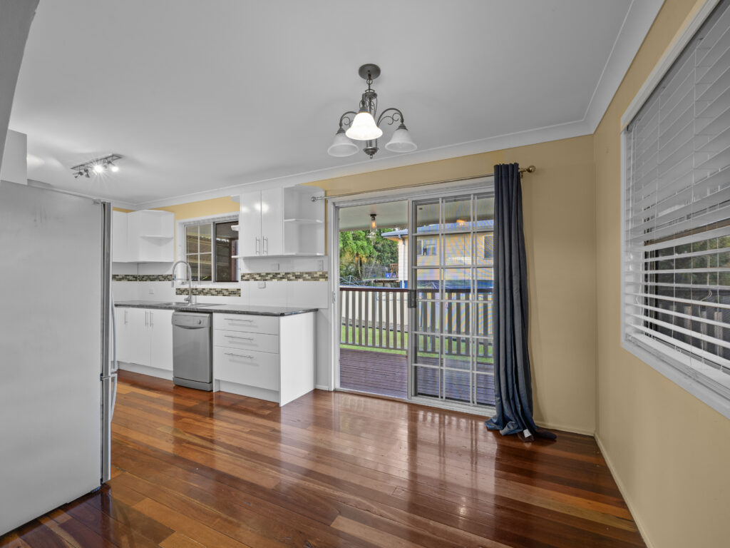 7 Sealy Street, Silkstone, QLD 4304