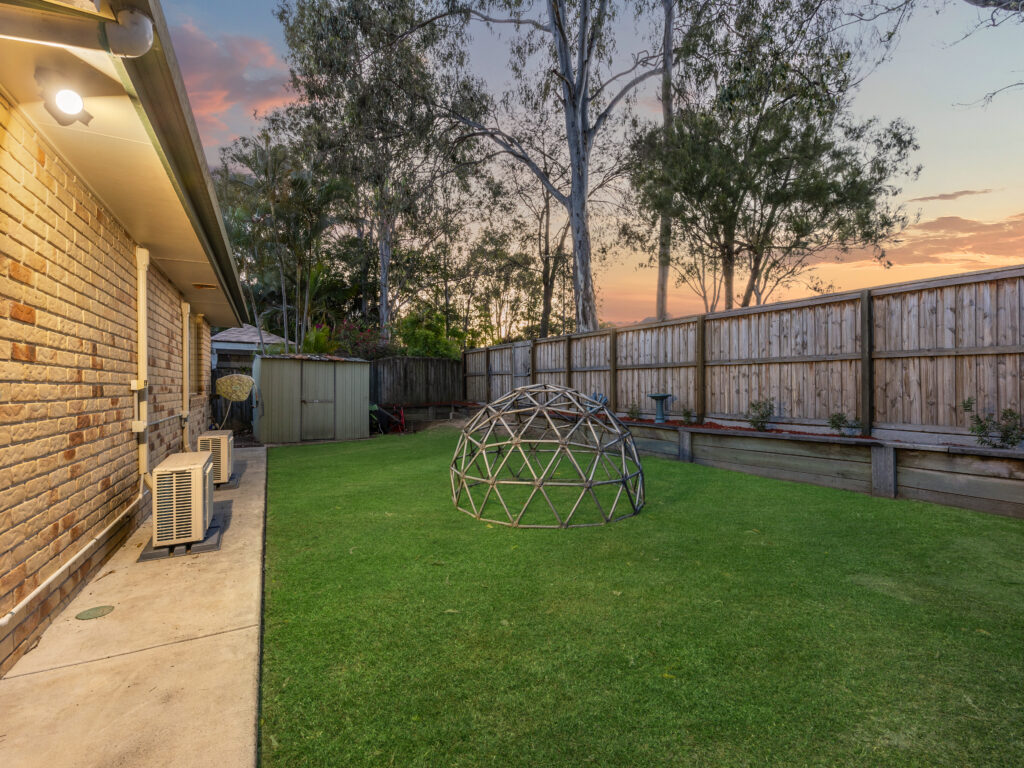 11 Bribie Place, Forest Lake, QLD 4078