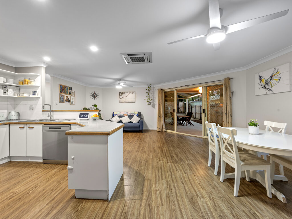 11 Bribie Place, Forest Lake, QLD 4078