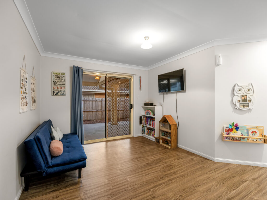 11 Bribie Place, Forest Lake, QLD 4078