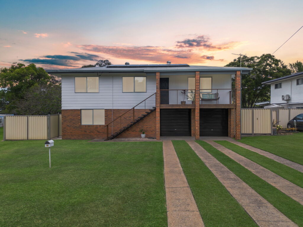 11 Murrumba Court, Flinders View, QLD 4305