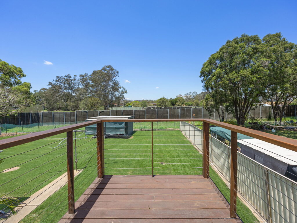 11 Murrumba Court, Flinders View, QLD 4305