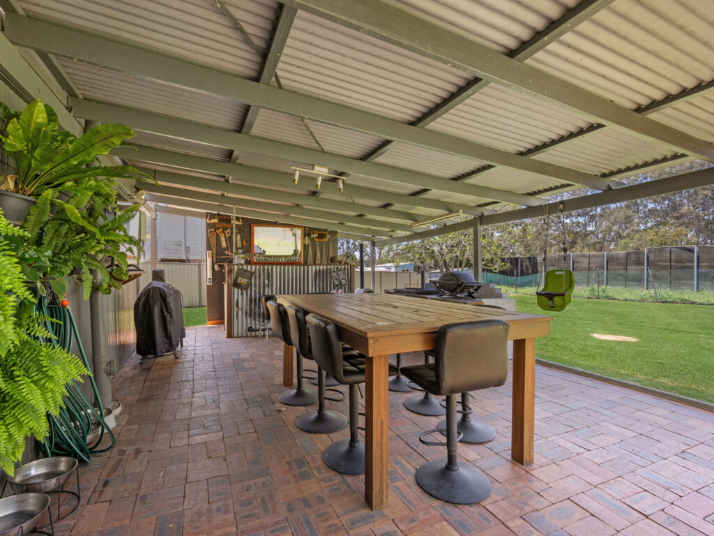 11 Murrumba Court, Flinders View, QLD 4305