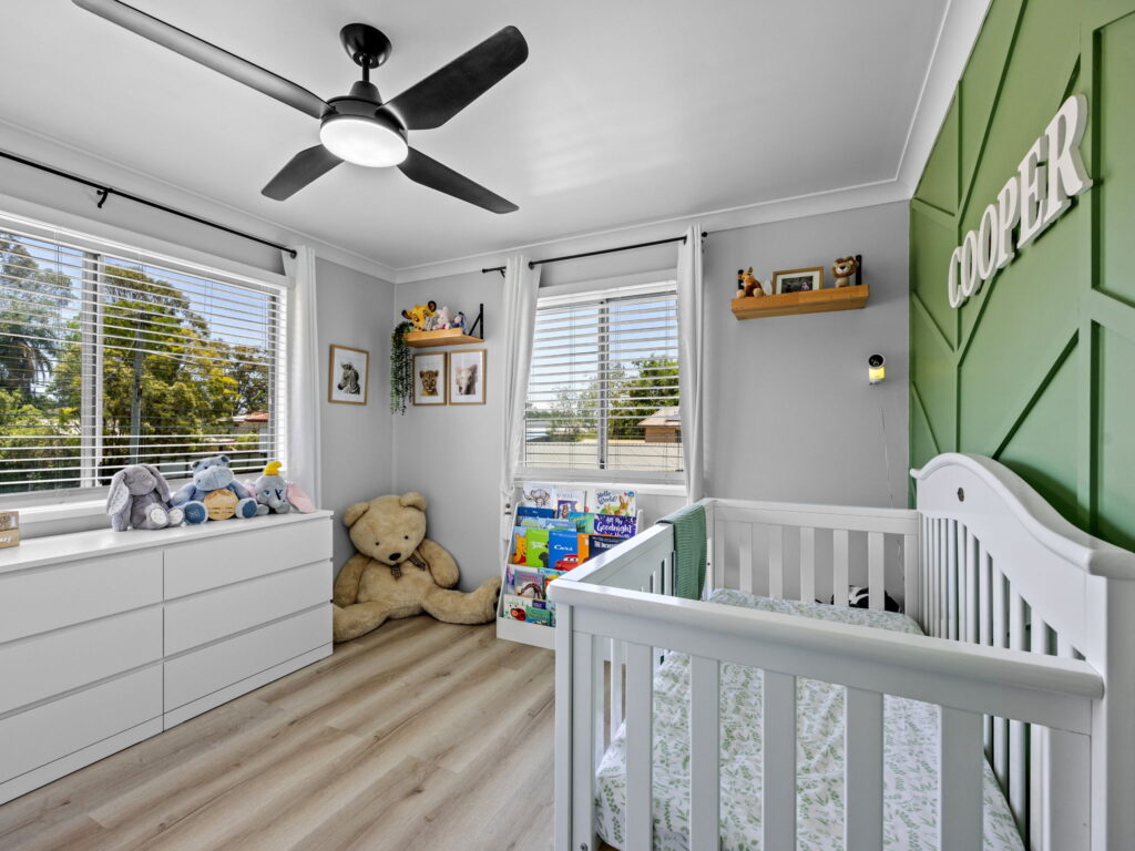 11 Murrumba Court, Flinders View, QLD 4305