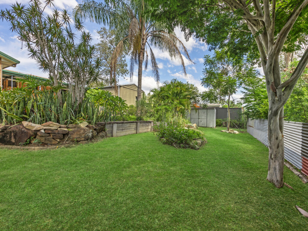 111 Mary Street, Blackstone, QLD 4304