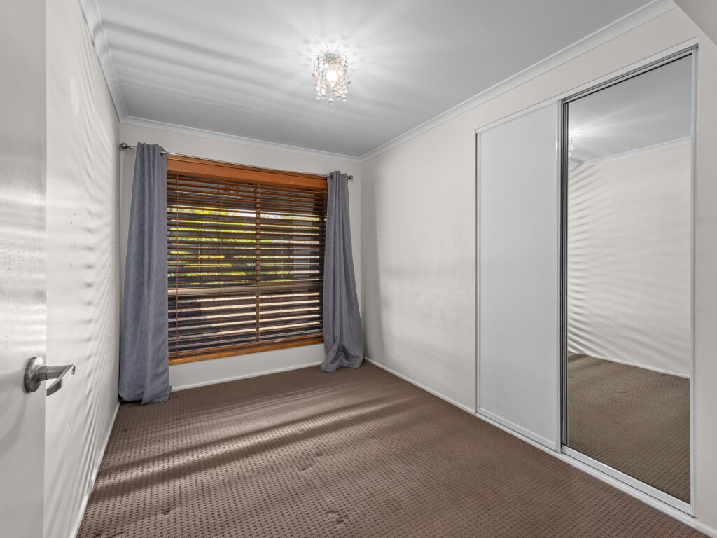 111 Mary Street, Blackstone, QLD 4304