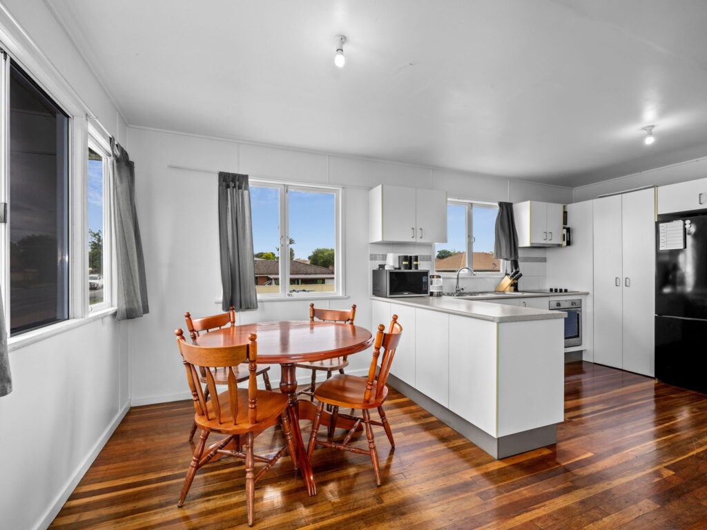 149 Raceview Street, Raceview, QLD 4305