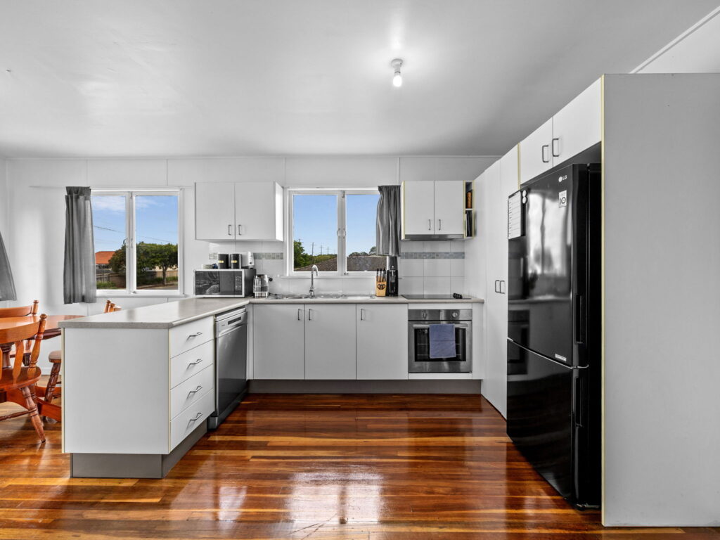 149 Raceview Street, Raceview, QLD 4305