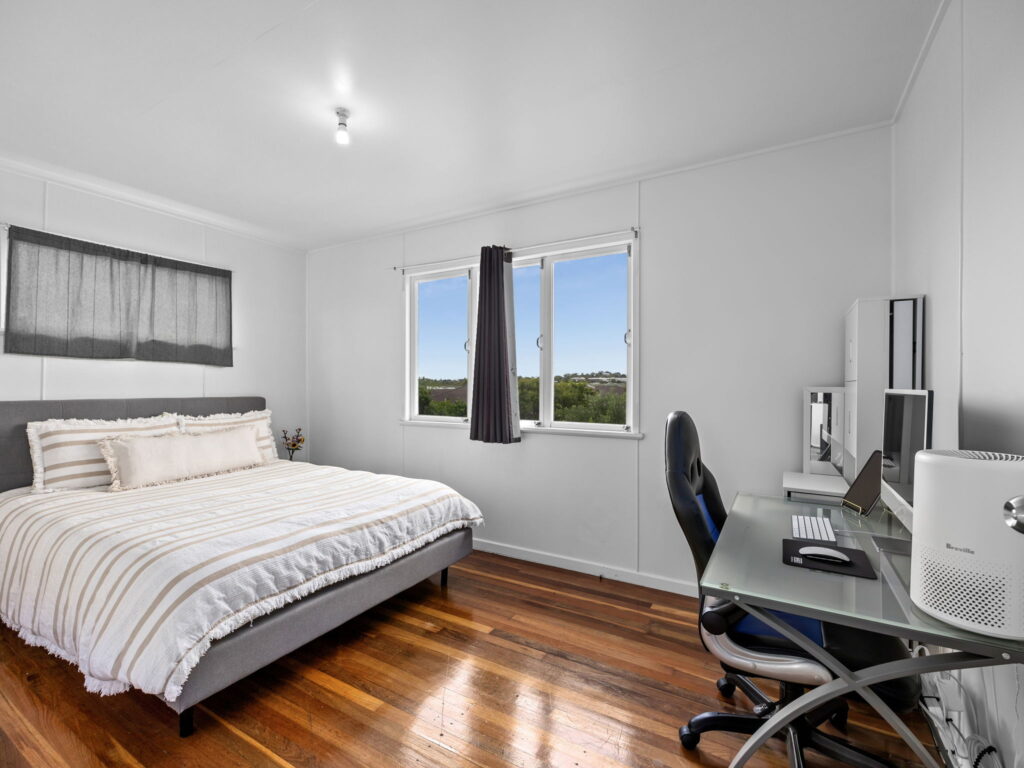 149 Raceview Street, Raceview, QLD 4305