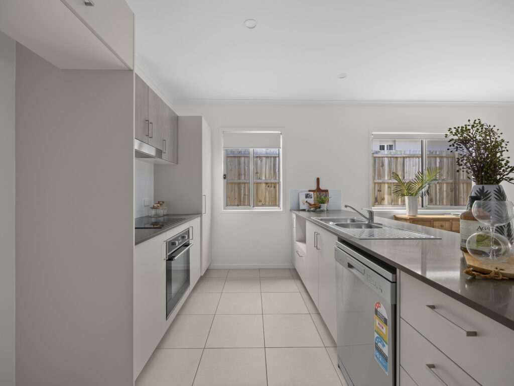 6 Opera Street, Ripley, QLD 4306
