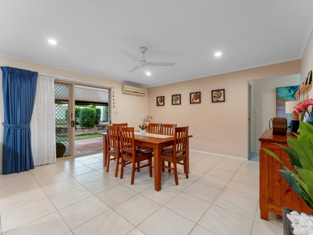 7 Capriole Close, Yamanto, QLD 4305