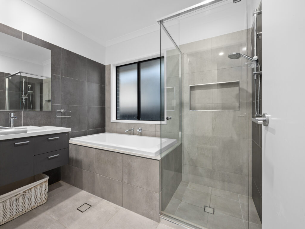 56 Creekwood Circuit, Spring Mountain, QLD 4300