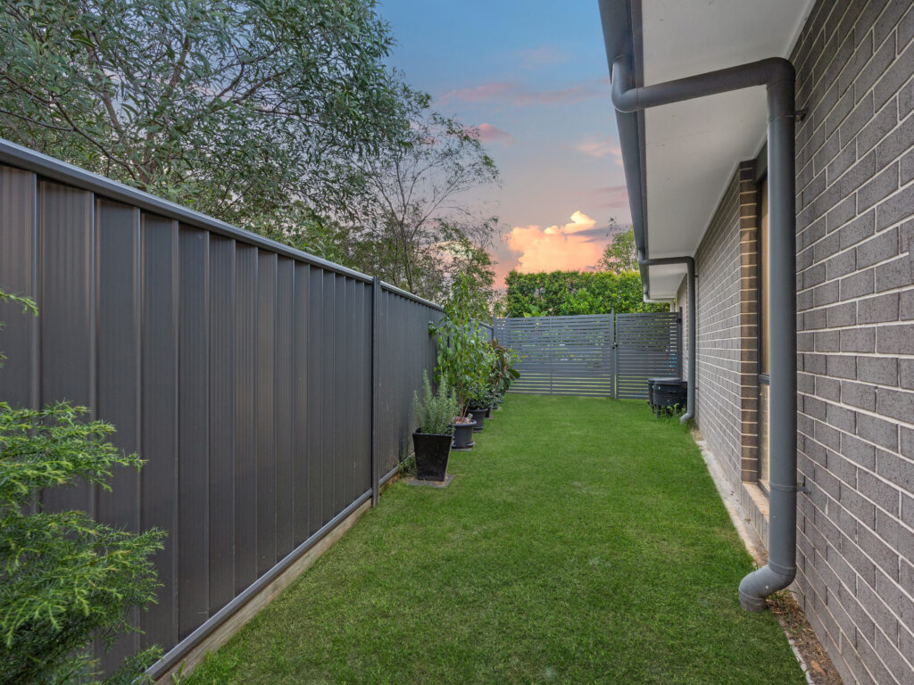 56 Creekwood Circuit, Spring Mountain, QLD 4300