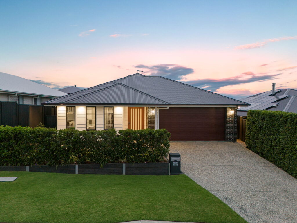 14 Rumba Road, Ripley, QLD 4306