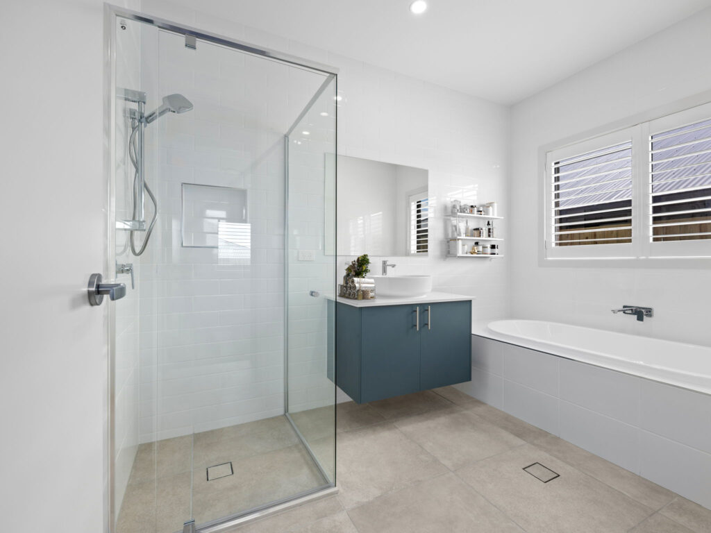 14 Explorers Road, White Rock, QLD 4306