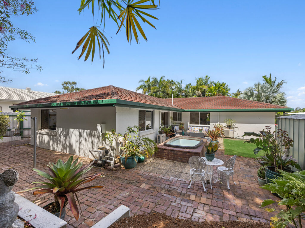 43 Sirocco Street, Jamboree Heights QLD 4074