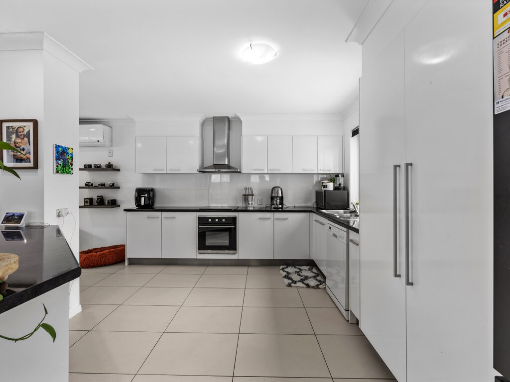 34 Brittany Crescent, Raceview, QLD 4305