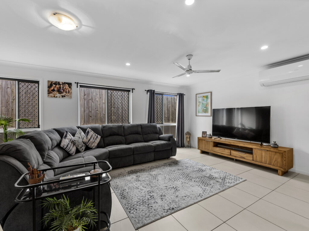34 Brittany Crescent, Raceview, QLD 4305