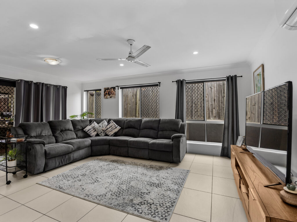 34 Brittany Crescent, Raceview, QLD 4305