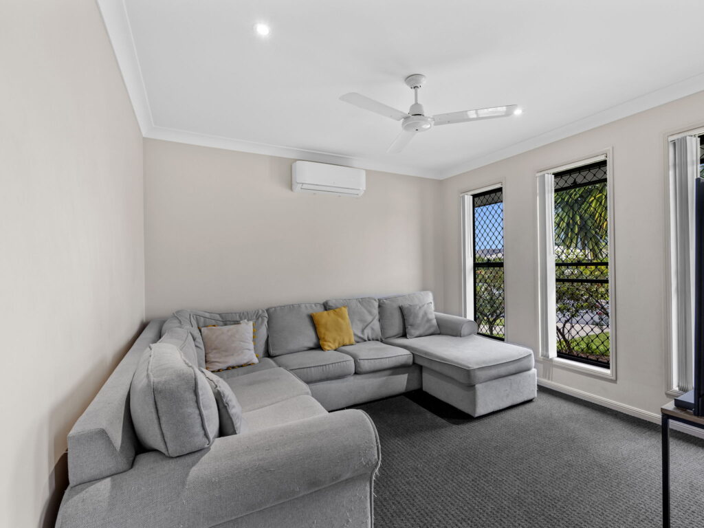 1 Rosella Street, Redbank Plains, QLD 4301