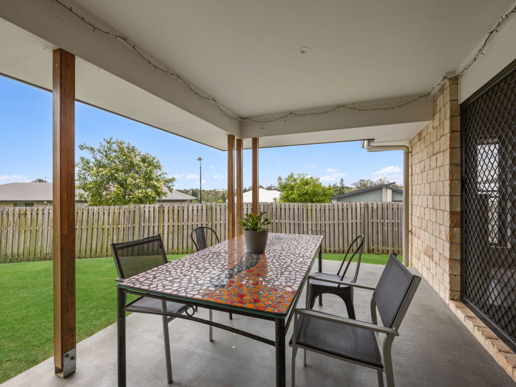 1 Rosella Street, Redbank Plains, QLD 4301