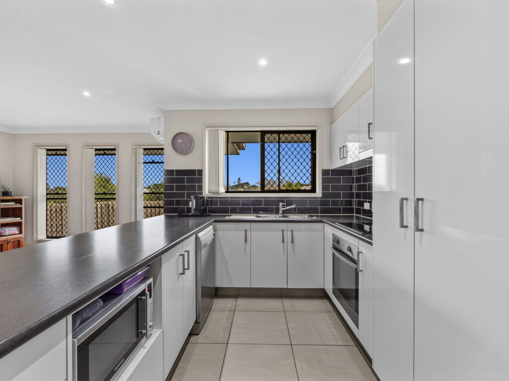 1 Rosella Street, Redbank Plains, QLD 4301