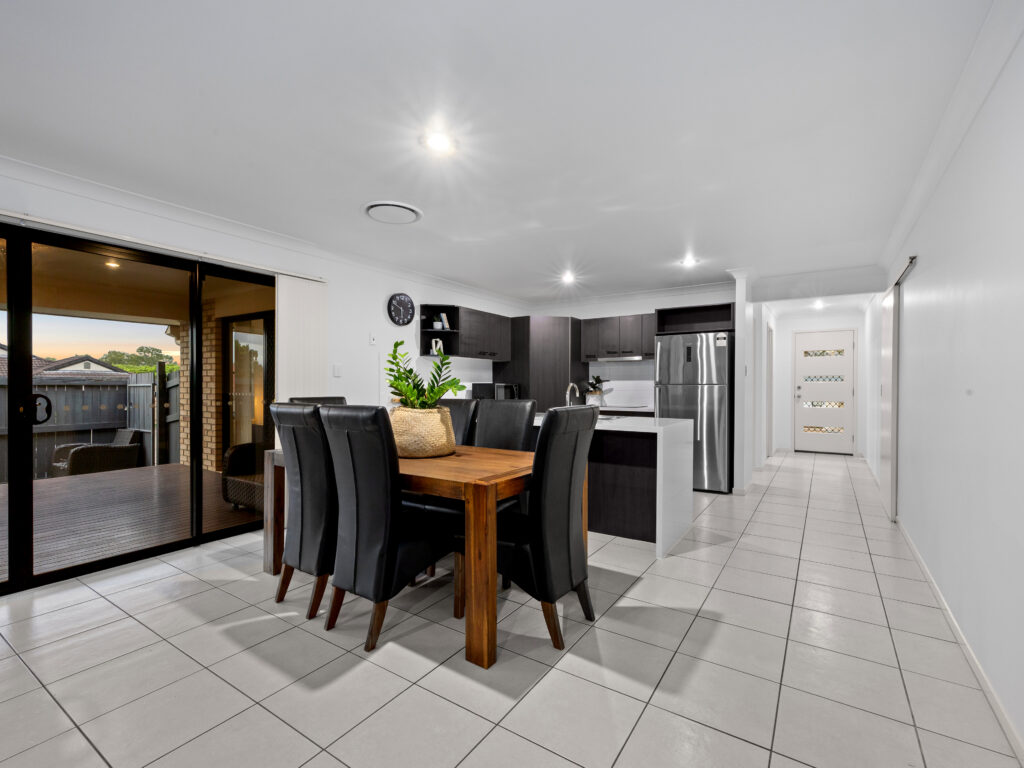 1 Brittany Crescent, Raceview, QLD 4305