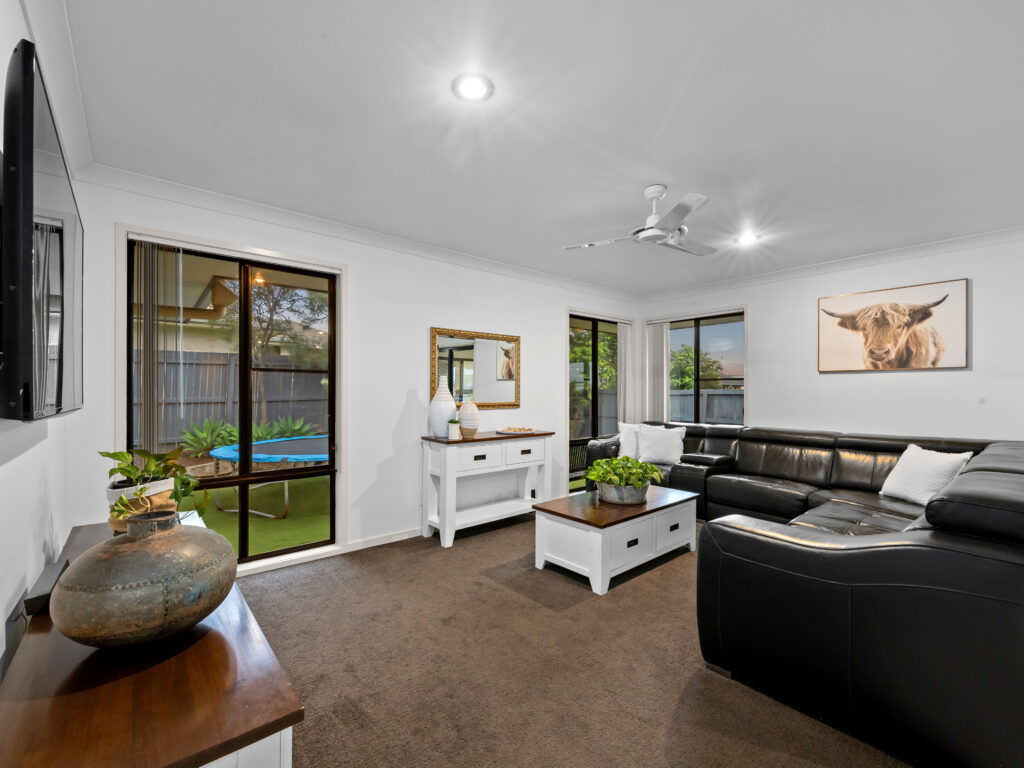 1 Brittany Crescent, Raceview, QLD 4305