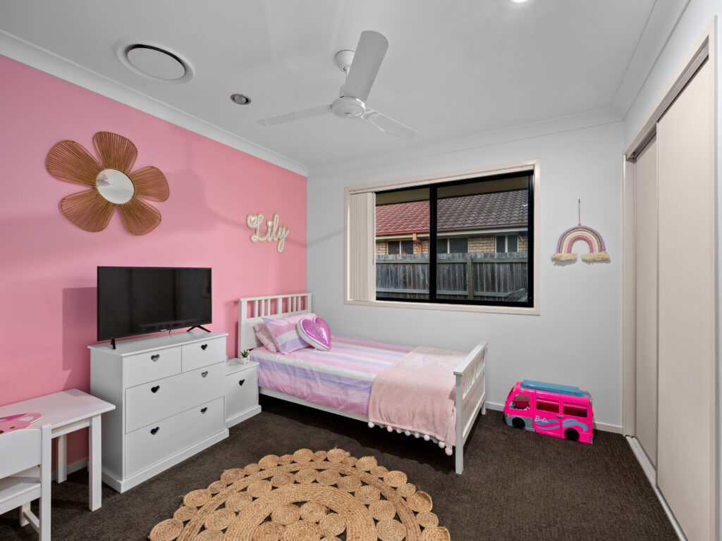 1 Brittany Crescent, Raceview, QLD 4305