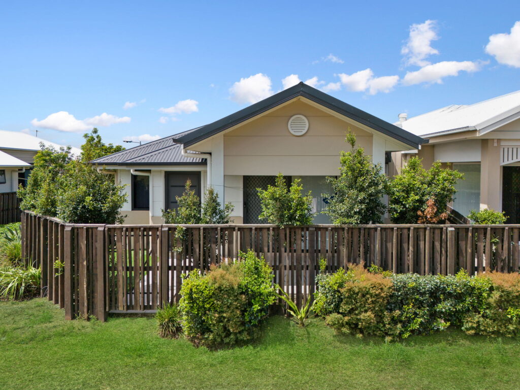 74 Blackberry Way, Ripley, QLD 4306