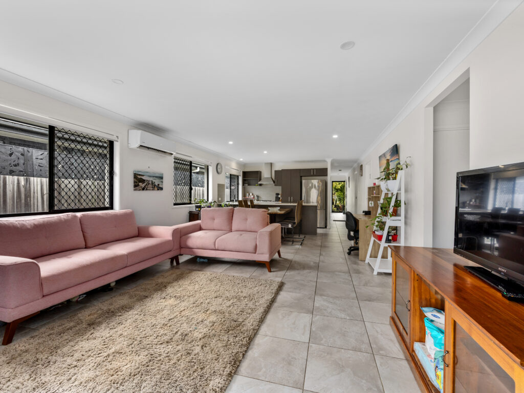 14 Mulgara Street, Deebing Heights, QLD 4306