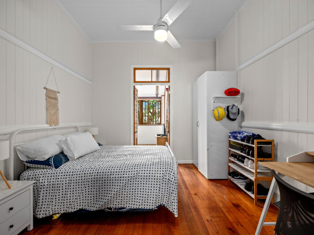 15 Tongue Street, East Ipswich, QLD 4305