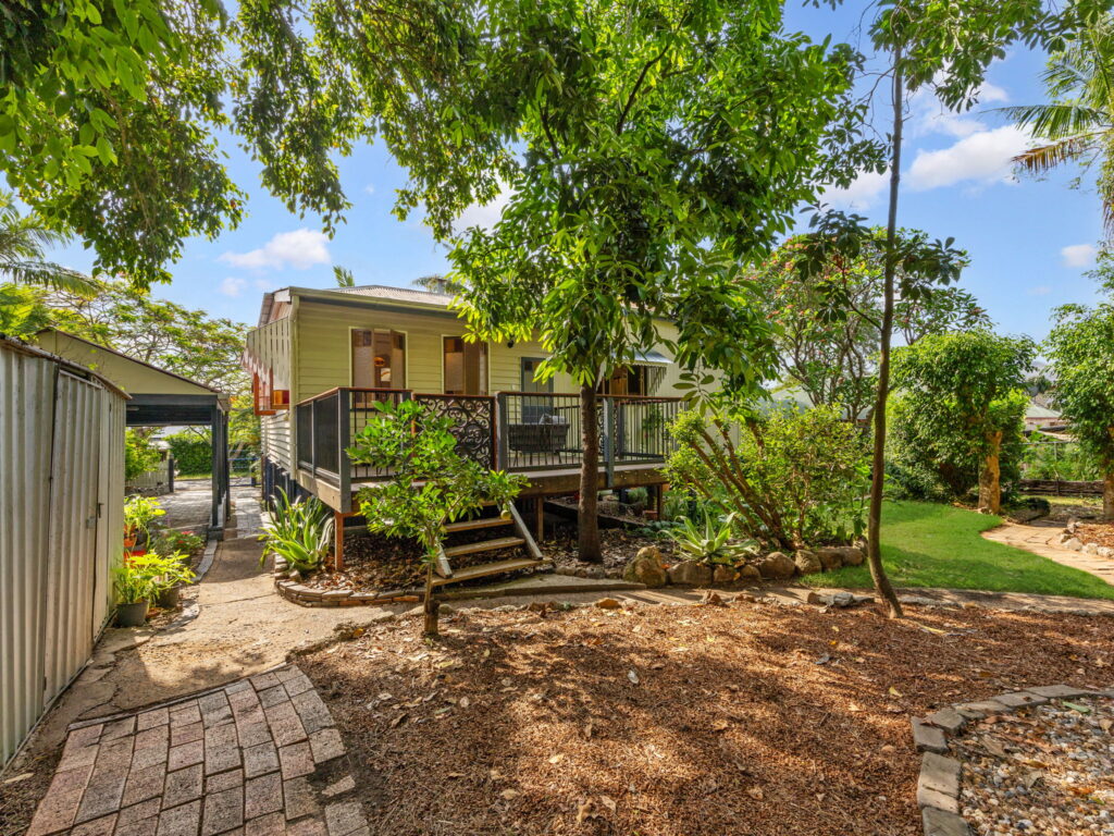 15 Tongue Street, East Ipswich, QLD 4305