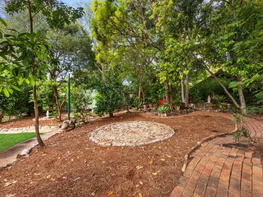 15 Tongue Street, East Ipswich, QLD 4305