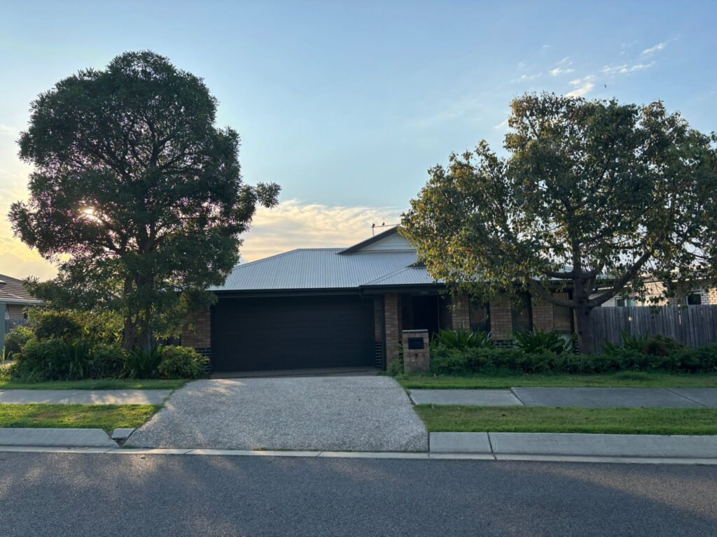Yamanto QLD 4305