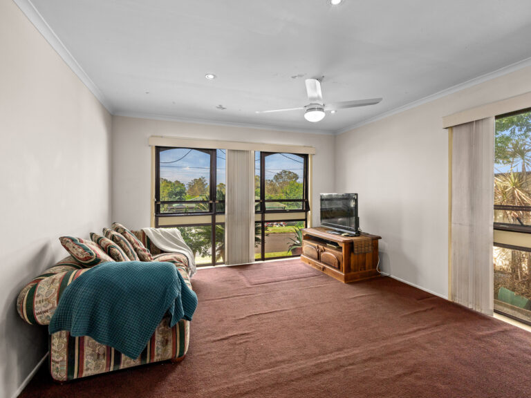 16 Dobell Avenue, Collingwood Park QLD 4301