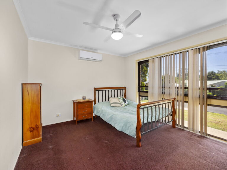 16 Dobell Avenue, Collingwood Park QLD 4301