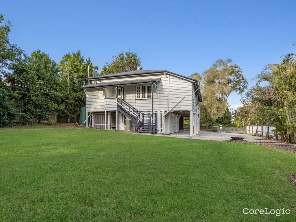 2 Bowen Street, Woodend, QLD 4305