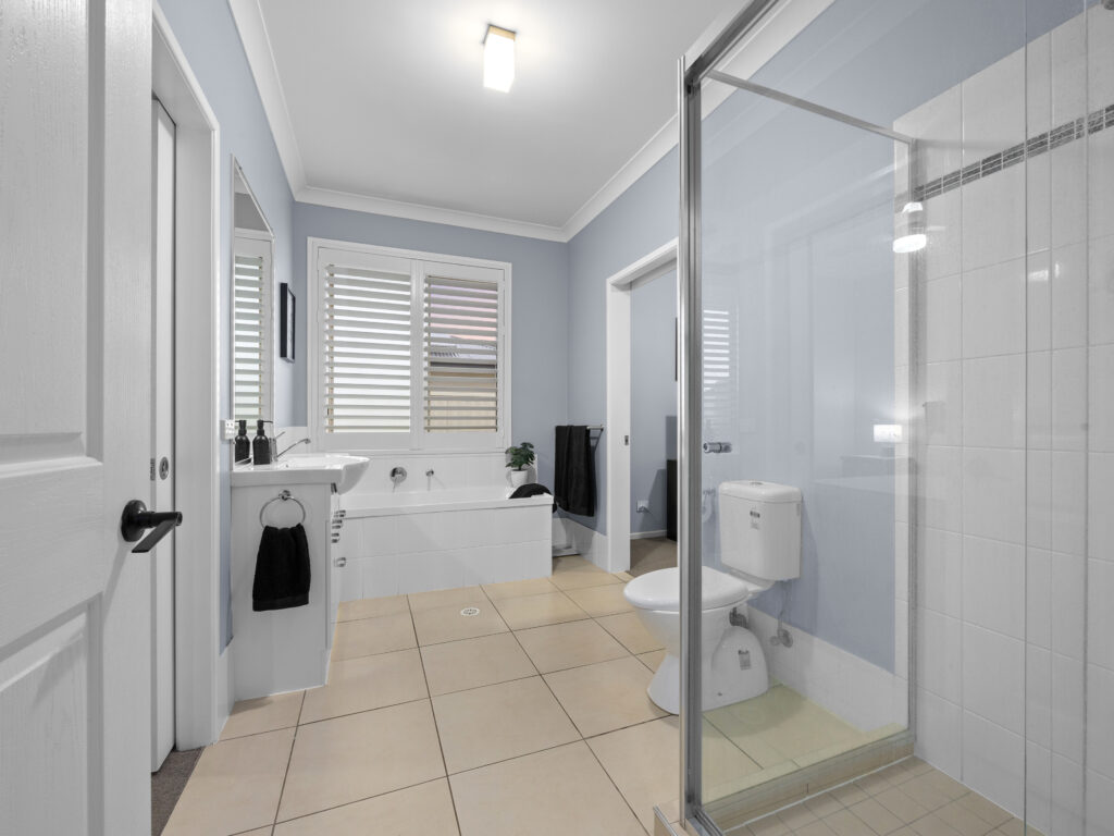 24 Tulip Street, Yamanto, QLD 4305