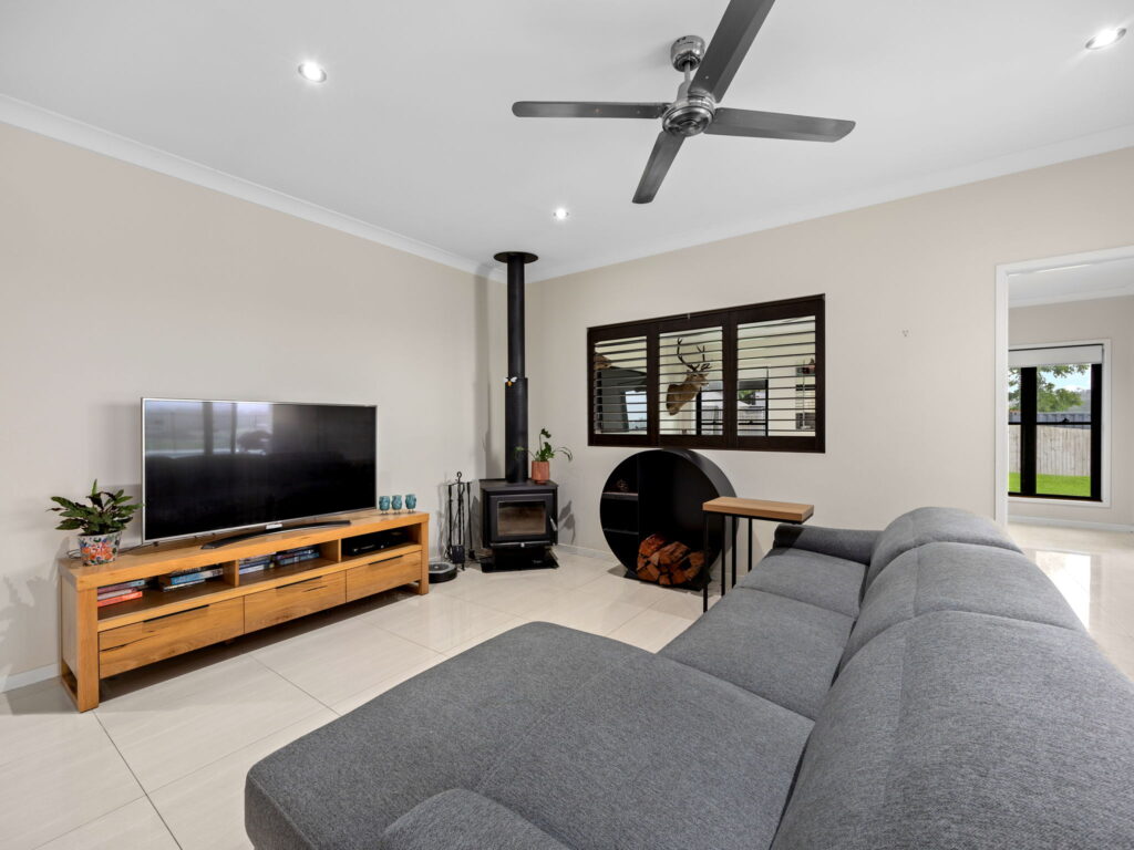 137 Edmond Street, Marburg, QLD 4346
