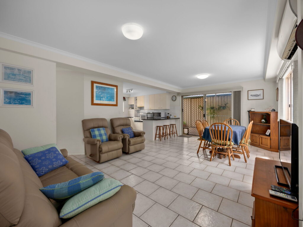 1 William Street, Blackstone, QLD 4304