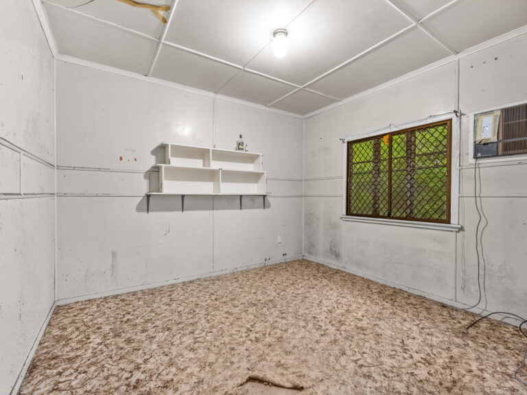 7 Railway Street, Ebbw Vale QLD 4304