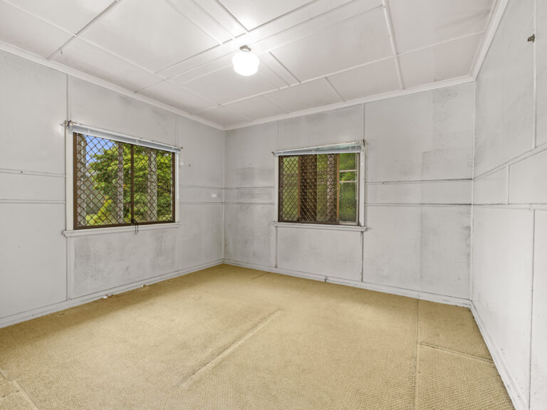 7 Railway Street, Ebbw Vale QLD 4304