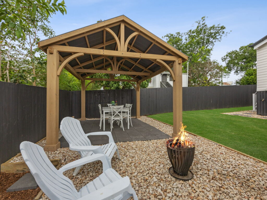 5 W M Hughes Street, North Ipswich, QLD 4305