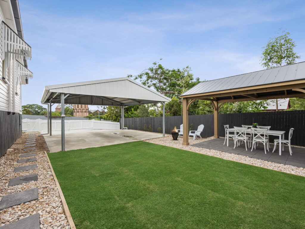5 W M Hughes Street, North Ipswich, QLD 4305