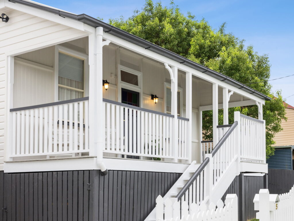 5 W M Hughes Street, North Ipswich, QLD 4305