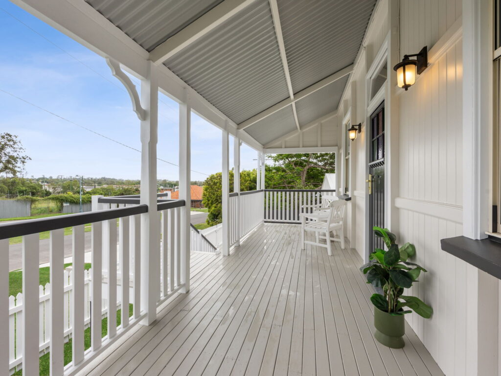 5 W M Hughes Street, North Ipswich, QLD 4305