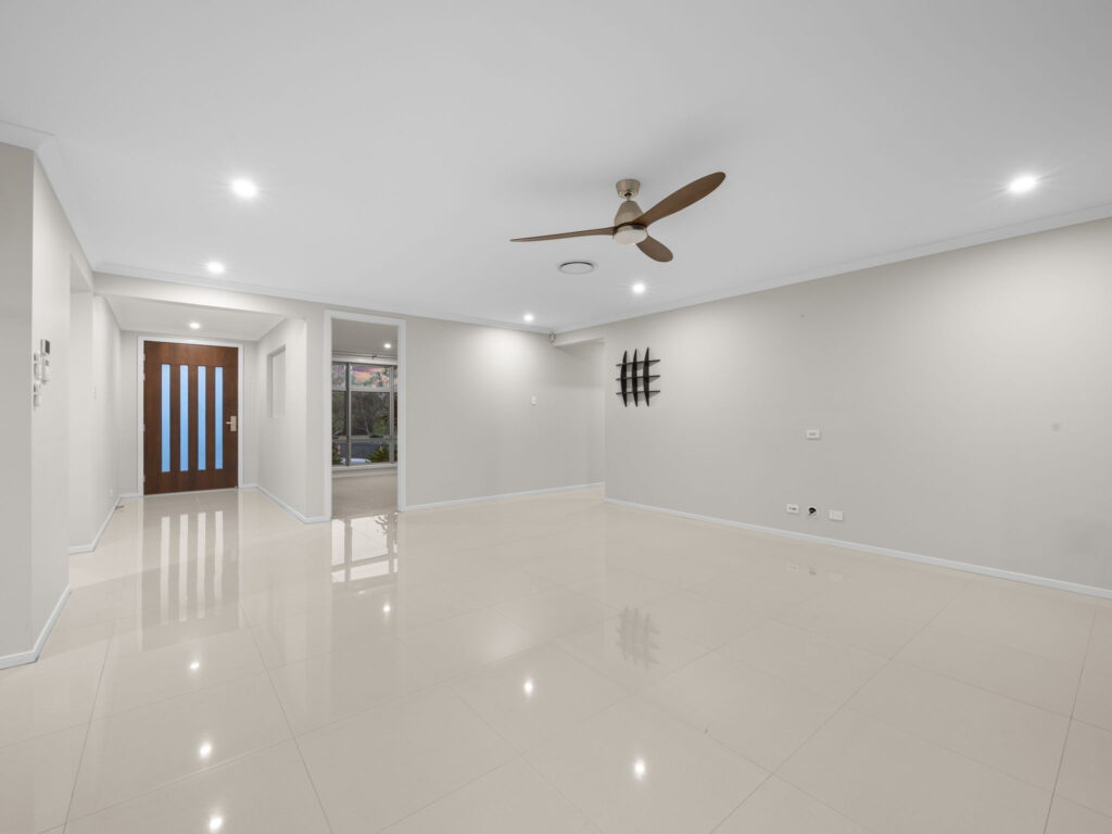 19 Tallwoods Street, Karalee, QLD 4306