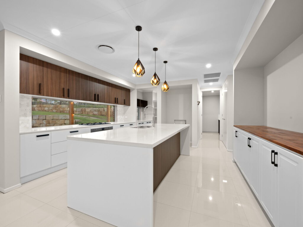 19 Tallwoods Street, Karalee, QLD 4306