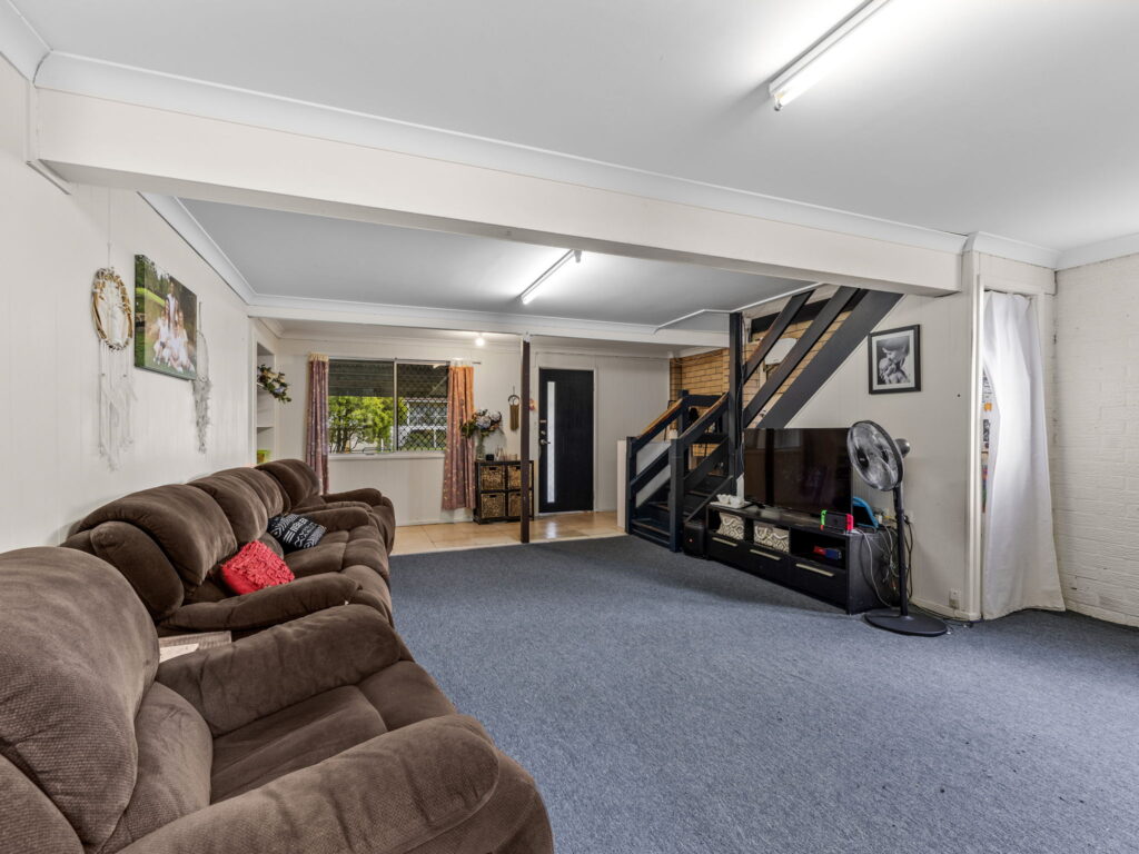 5 Hastings Street, Redbank Plains, QLD 4301